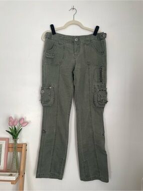 Marrakech green cargo low waisted pants size 26